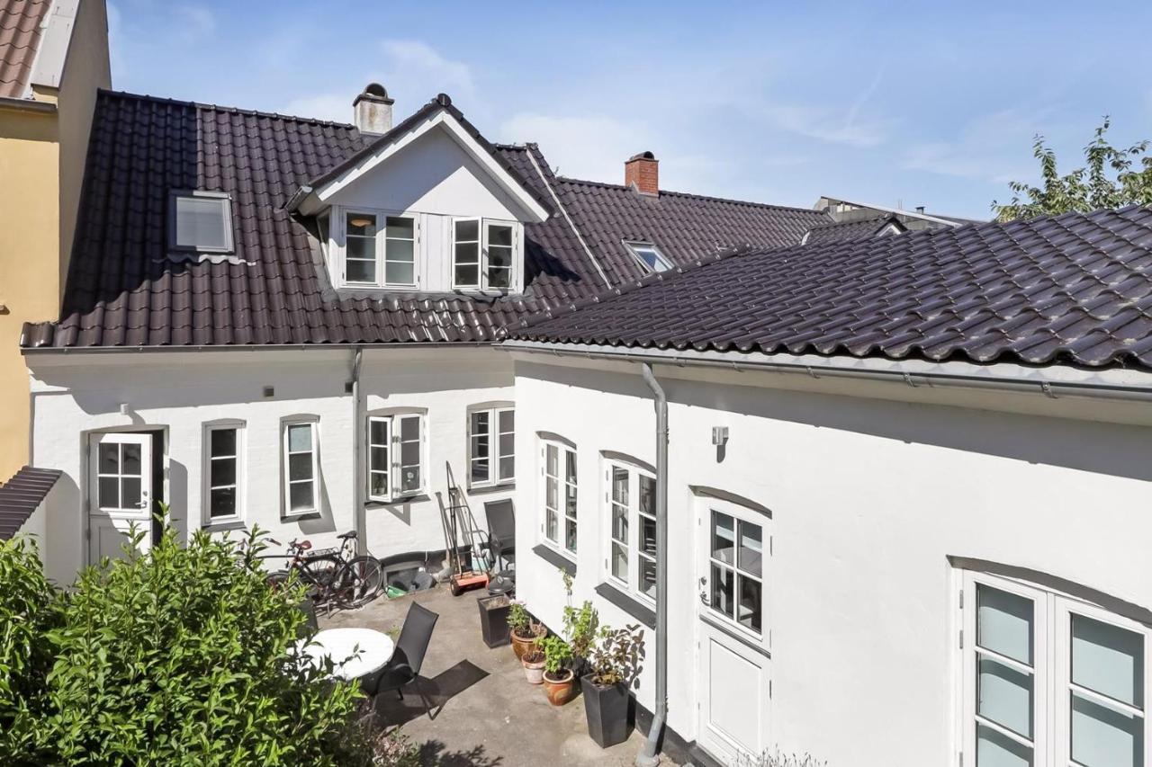 Professor Labri Apartments Odense Exterior photo